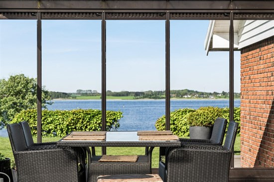 Drømmer du om luksus? Se Frederikssund kommune dyreste bolig til 11,9  mio. kroner på Dyrlægegårds Alle 105 og flere topadresser!