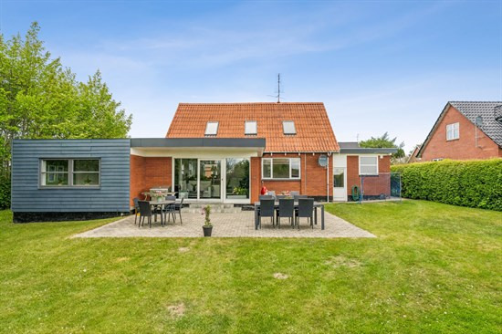 Solvej 7 og 1 anden boliger er kommet til salg denne uge i Ørsted - se boligerne her.