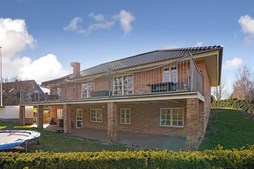 Top 6 over dyreste boliger til salg i Brenderup. Priser op til 7.395.000 kr