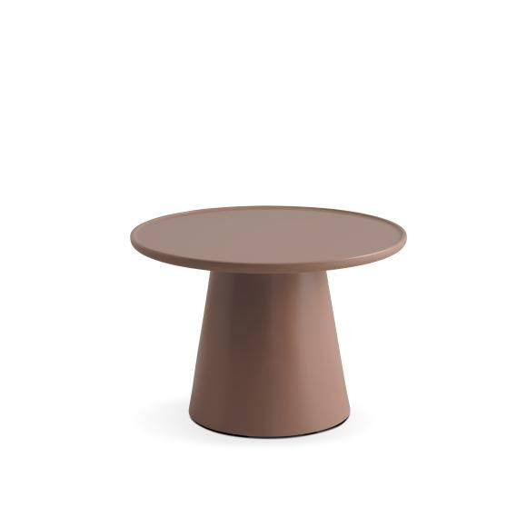 Hovelind Møbler introducerer nye små hjørneborde i flere farver