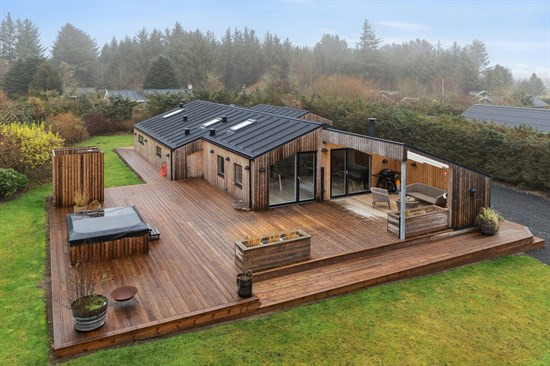 Berberisvej 66 og 1 anden boliger er kommet til salg denne uge i Blokhus - se boligerne her.