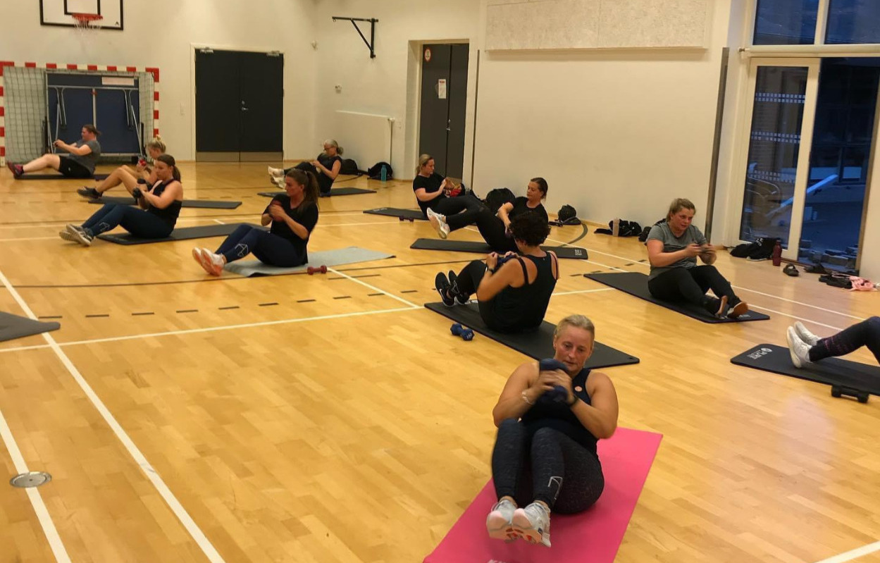 DanceSmileAndBeHappy ændrer tidspunktet for kommende hold