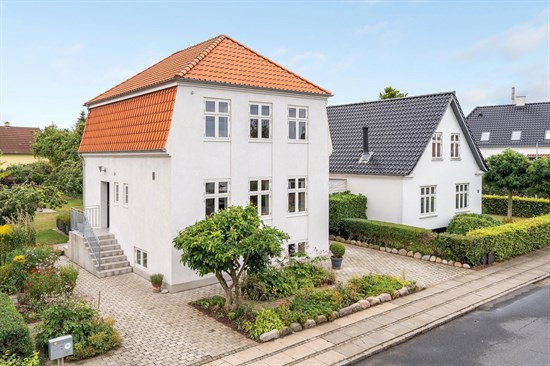 Jovavej 29 og 4 andre boliger er kommet til salg denne uge i Kolding - se boligerne her.