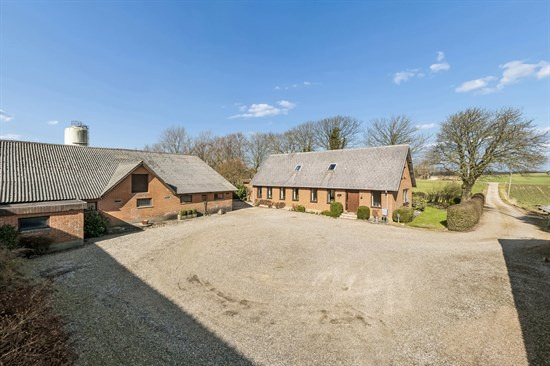 Drømmer du om luksus? For 5.500.000 kr er Gammel Møllevej 9 kommet til salg - Se den og de dyreste boliger til salg her