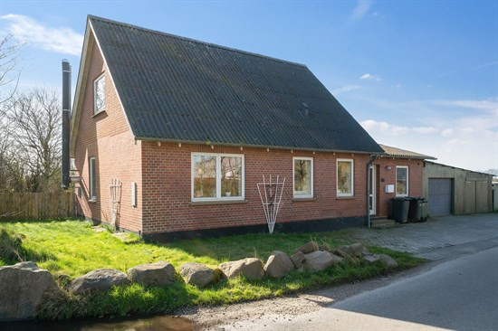 Langgade 21A er til salg for kun 395.000 kr.: Se de billigste boliger til salg i Varde her