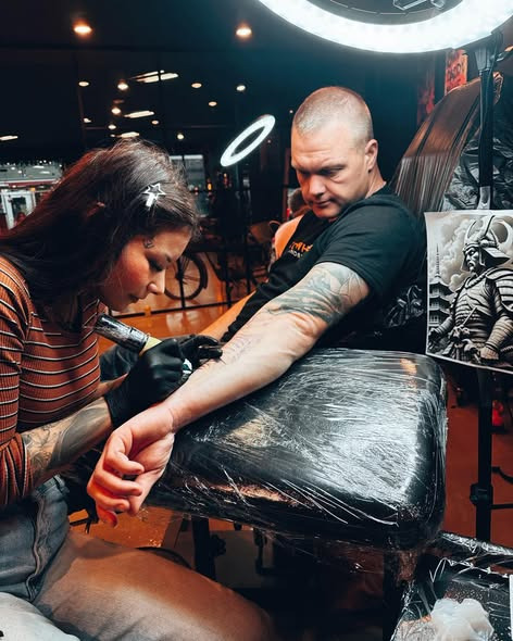 Ledig tid hos Viktorya, top artist hos Mr. & Mrs. Tattoo