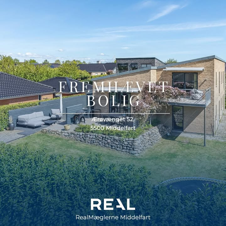 Arkitektonisk villa til salg i Ø-kvarteret ved RealMæglerne Middelfart