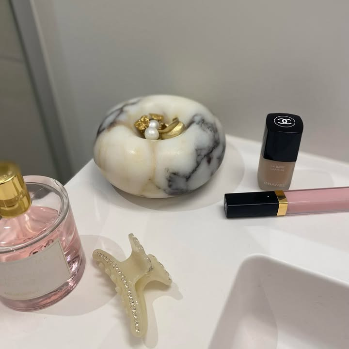 Livingshop Holstebro præsenterer de alsidige Cosmos objekter fra Wabisabi Nordic