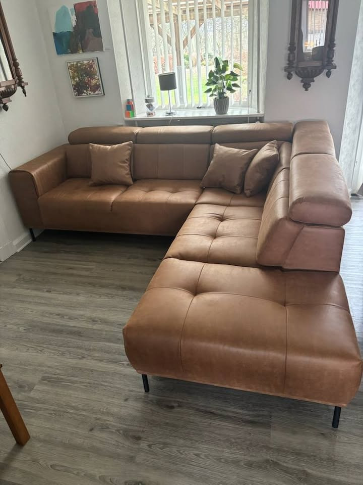 Hovelind Møbler leverer skræddersyet modulsofa til kunde