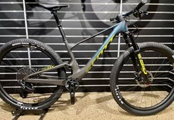 Fri Bikeshop Nykøbing Mors: Spar 20.000 kr. på Scott Spark RC WorldCup MTB-cykel