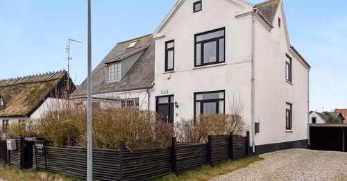 Reguleret pris på charmerende ejendom med havudsigt i Gilleleje