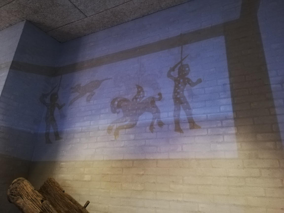 Skyggespil i Fovlum Kirke: En aften med kunst, musik og refleksion