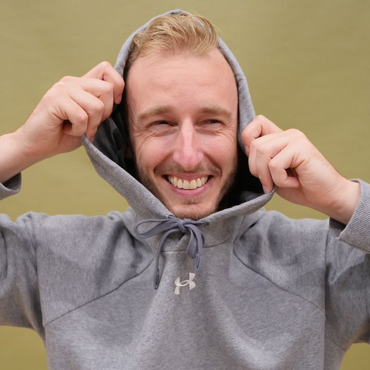 Eksklusive medlemspriser hos Sportigan Viborg ApS: Få en Under Armour hættetrøje til 399 kr.