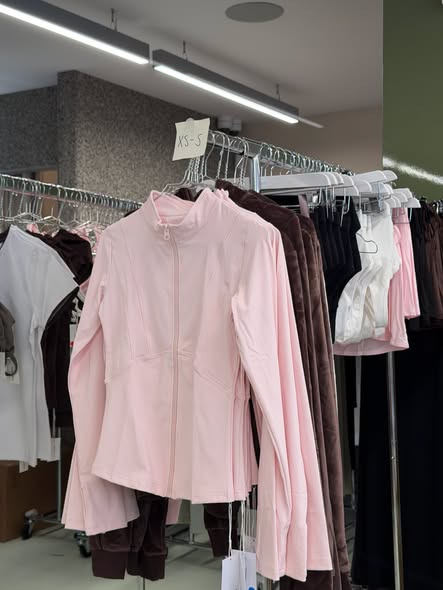 Lagersalg.com starter Exercere activewear-lagersalg med op til 70% i Aarhus i morgen