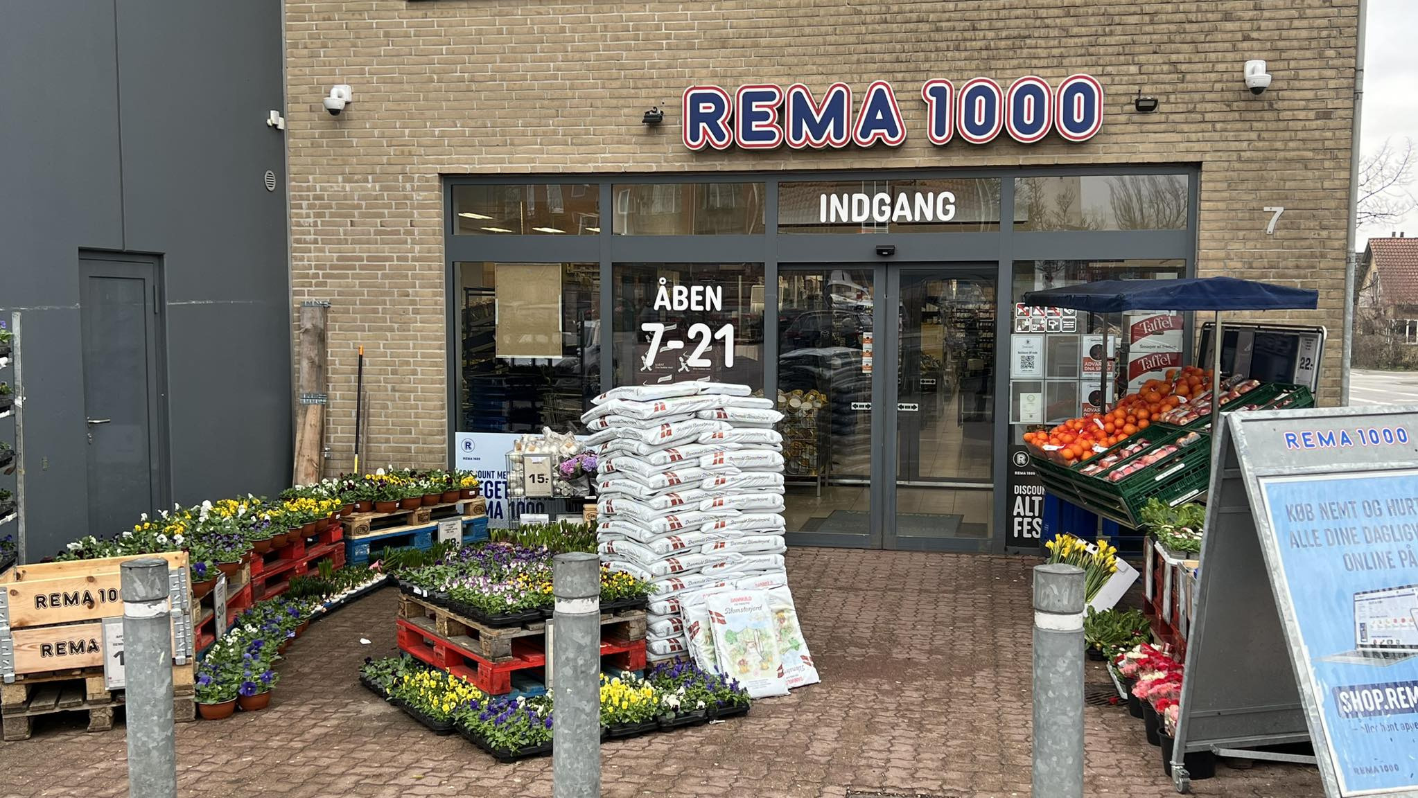REMA 1000 Jyllandsgade flytter til nye, moderne lokaler – glæd dig til åbningsdagen den 10. april!