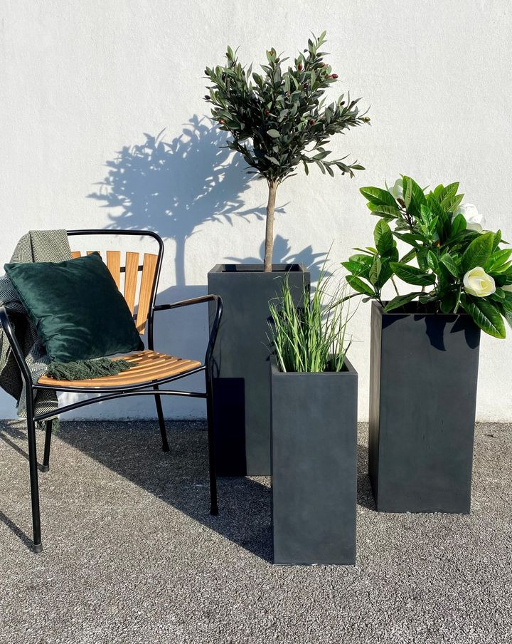 En finger på pulsen i Hals