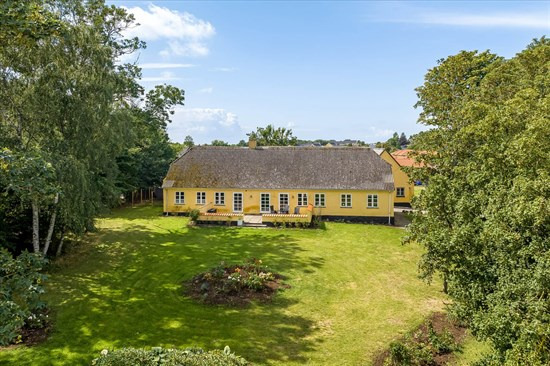 Top 6 over dyreste boliger til salg i Vordingborg. Priser op til 9.895.000 kr