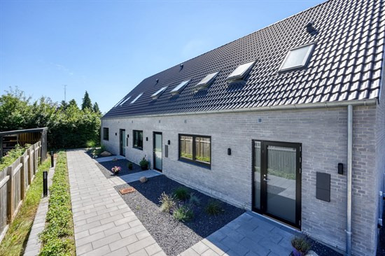 Skovvangsvej 63 er til salg for kun 2.095.000 kr.: Se de billigste boliger til salg i Stenløse her