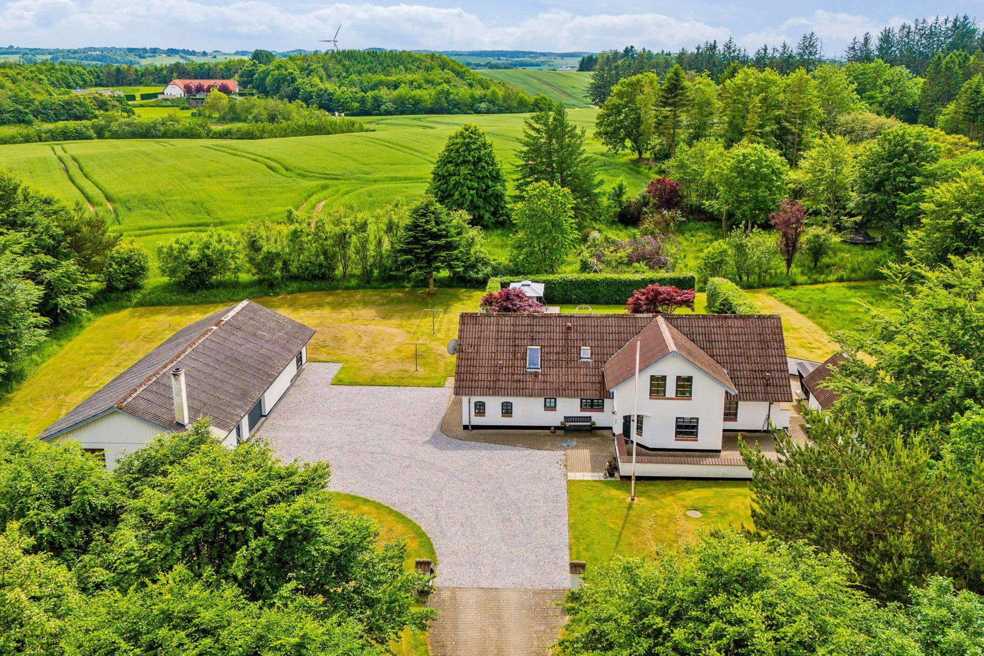 Priser op til 2,395 mio. kroner: Se de dyreste boliger til salg i Tårs