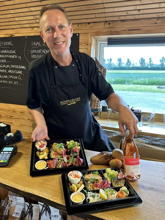Rosengårdens Gårdbutik inviterer til sommerkonkurrence om tapas for to