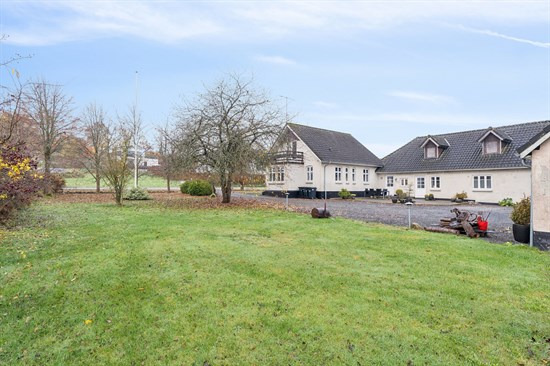 Top 6 over dyreste boliger til salg i Ulstrup. Priser op til 3.695.000 kr