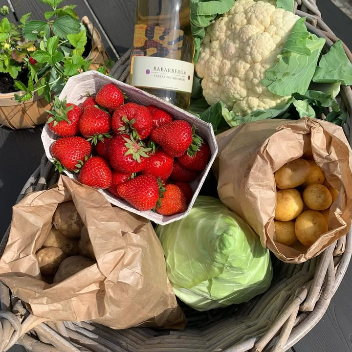 Fru Hansens Butik & Café byder på sommerkurve med sæsonens friske danske råvarer