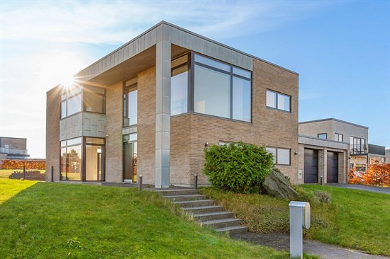 Til salg hos danbolig Randers: Arkitekttegnet udsigtsvilla i Assentoft