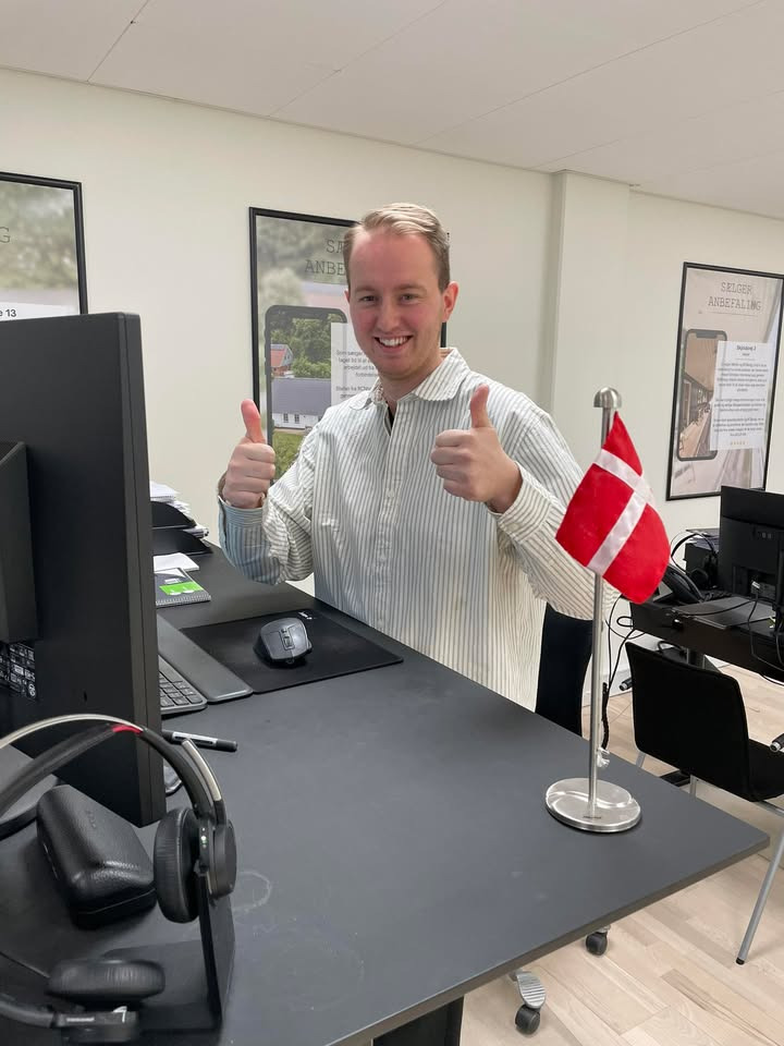 RCN Bolig Silkeborg fejrer trainees hattrick i eksamener