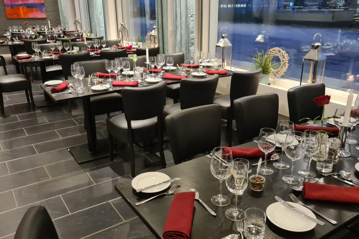 Fejr nytårsaften med udsøgte menuer på Arti'KOK