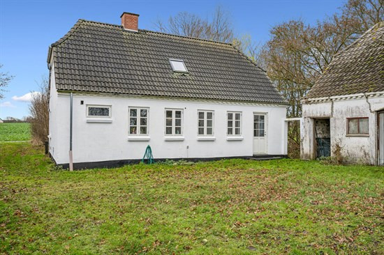 Mosevej 5 og 1 anden boliger er kommet til salg denne uge i Ørsted - se boligerne her.