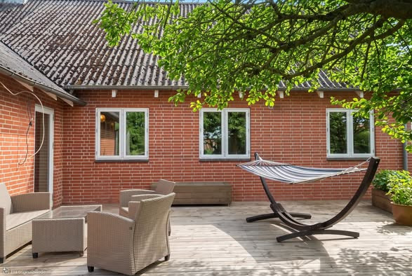 BoligOne Mogens Kragh I/S inviterer til fremvisning af bolig med plads både inde og ude