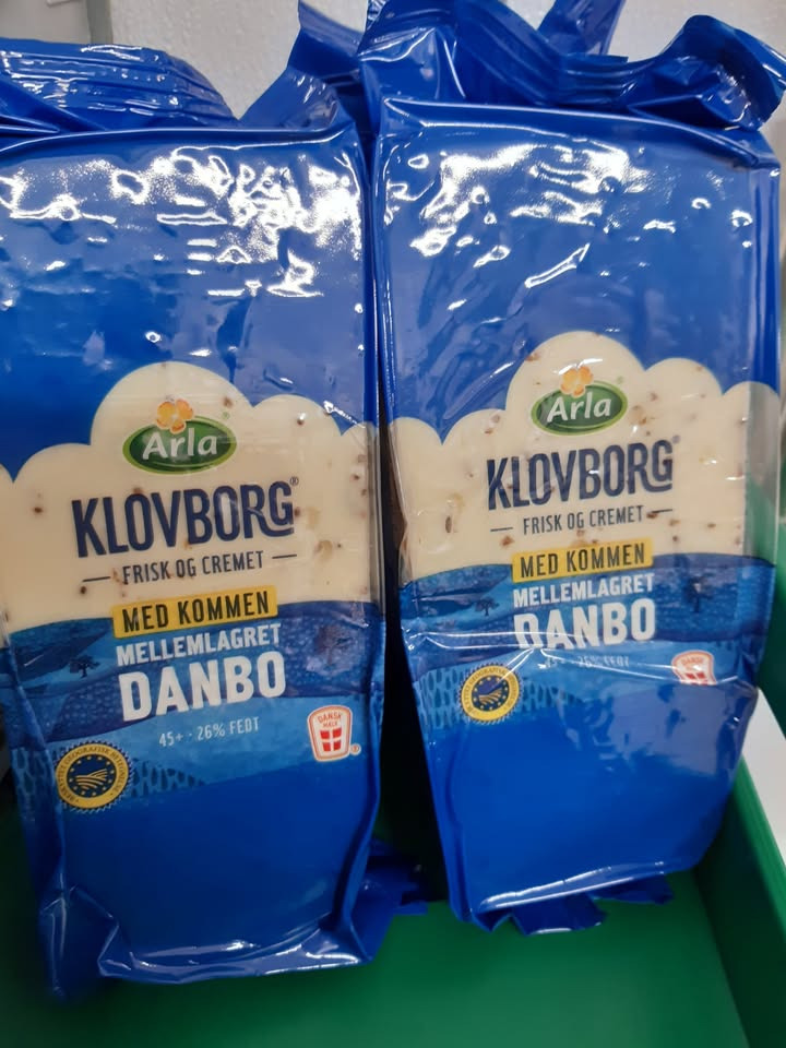 Meny Randers præsenterer tilbud på Klovborg ost 