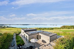 Er Bøgebjerget 15 i Knebel drømmehjemmet? Se de dyreste boliger til salg nu for op til 6,8  mio. kroner