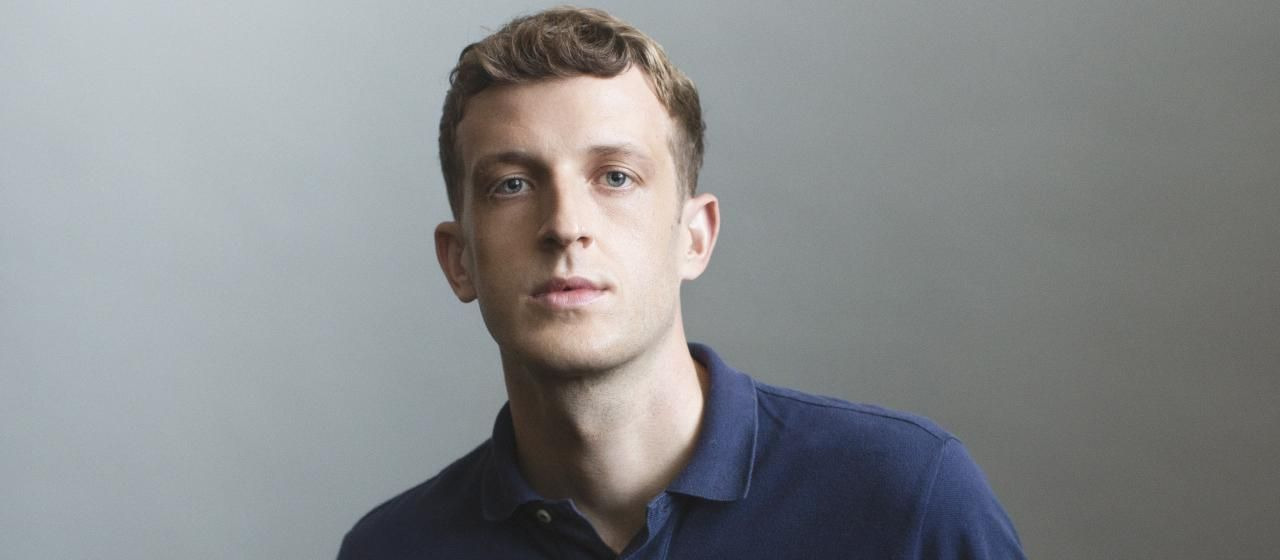 Mød Édouard Louis: En aften med politisk litteratur på Svendborg Bibliotek