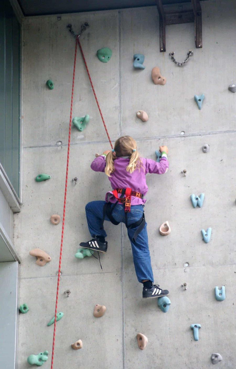 To spændende sommeraktiviteter på Hadsten Bibliotek