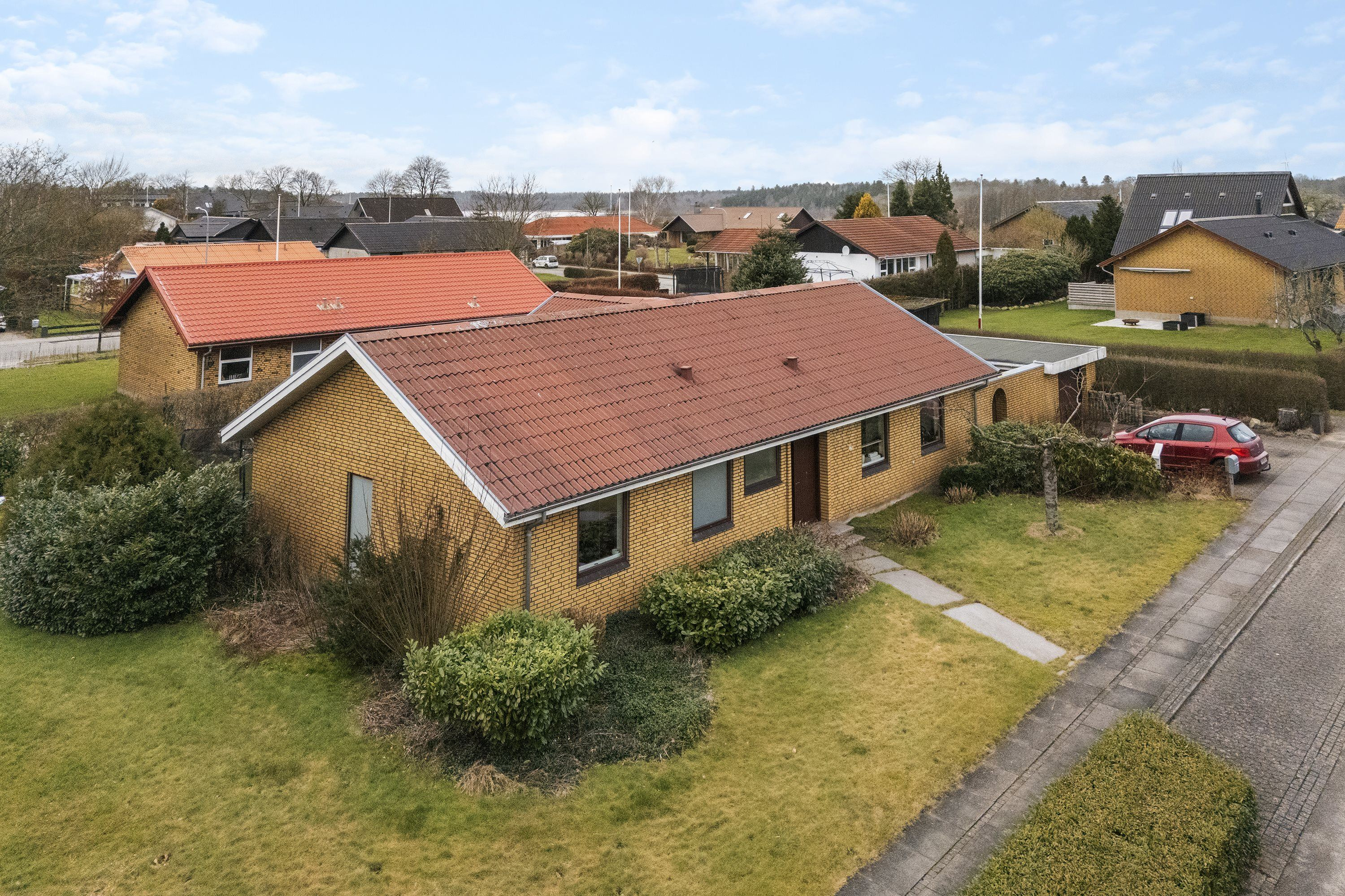 Luksusbolig netop kommet til salg i Ejstrupholm: Se hvad du skal smide for Ejstrupholms dyreste adresser her