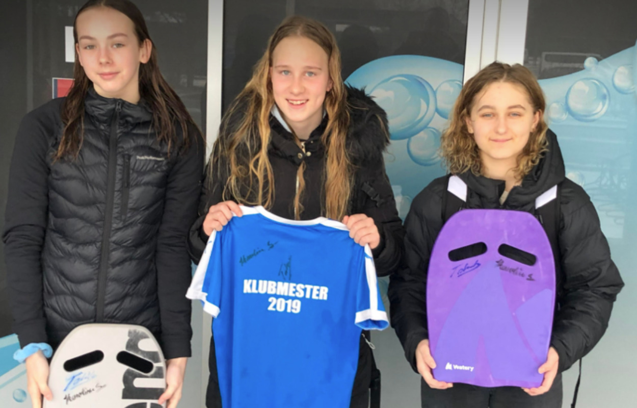 To horsensianske svømmetalenter på træningssamling med OL-svømmere