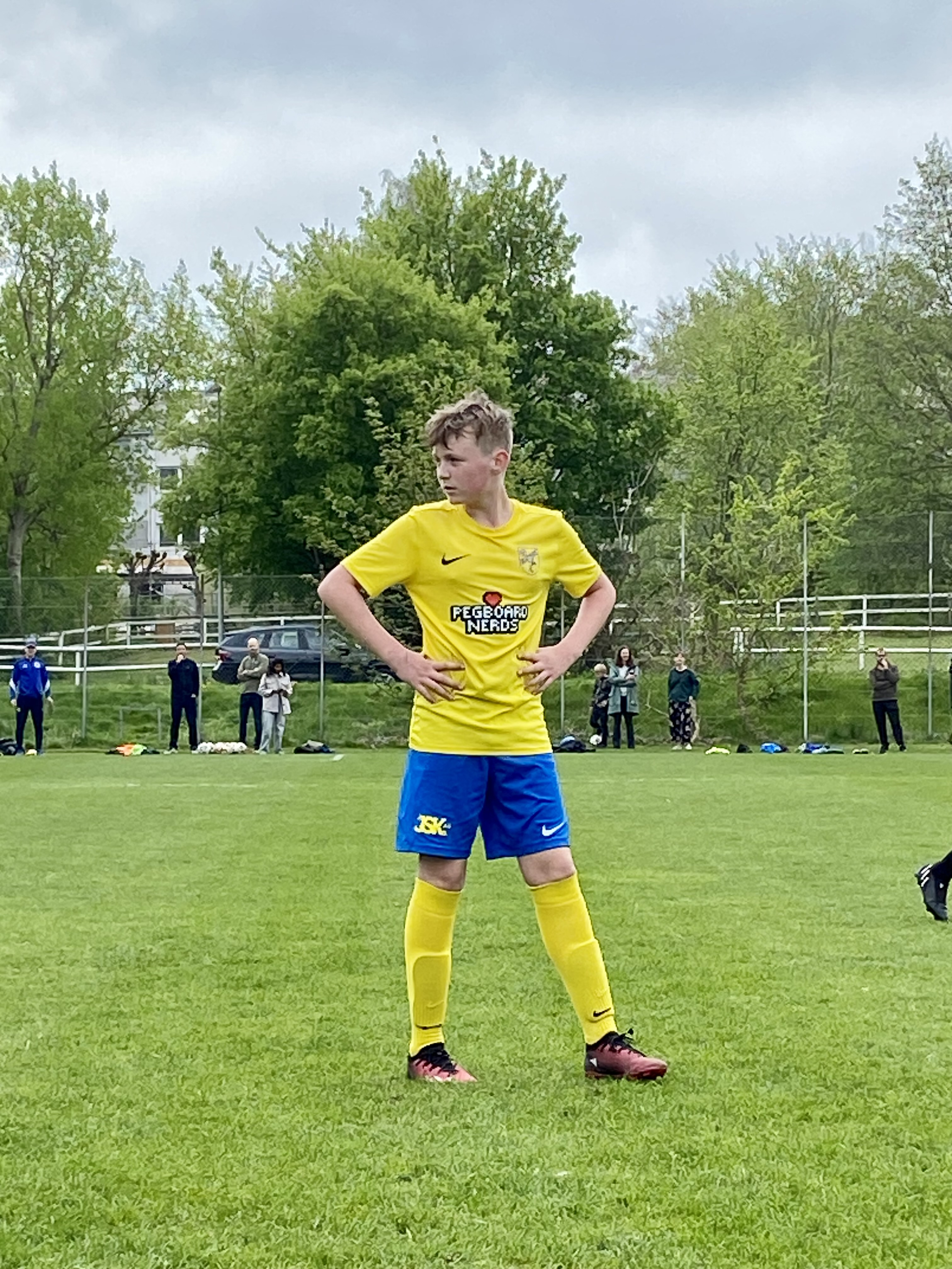 Ølstykke FC sikrer sig point efter intens anden halvleg mod BK Friheden