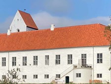 Oplev Ørslev Kloster med The Danish Club