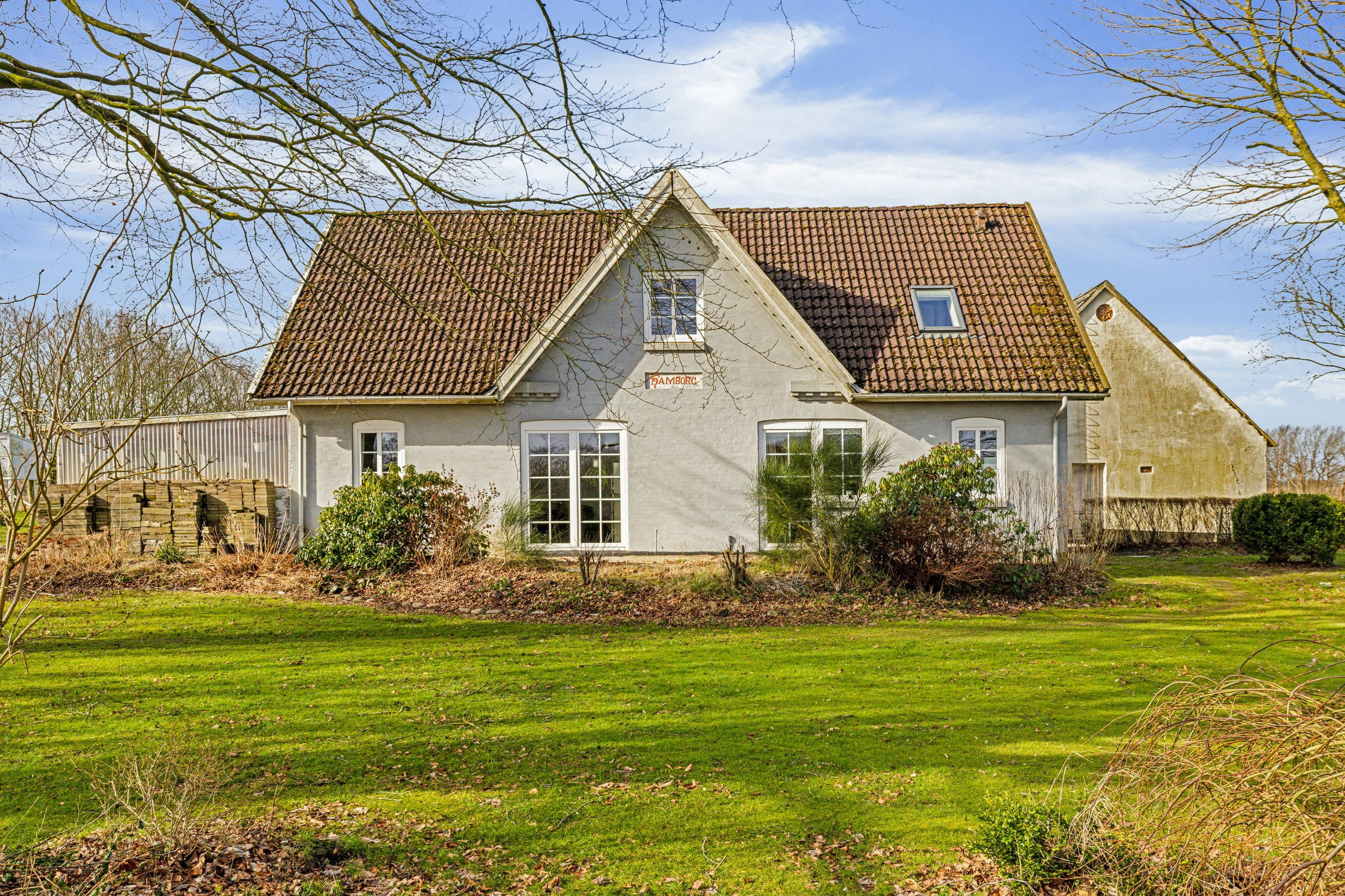 Netop kommet til salg: Sdr Lourupvej 30, Lourup en af Gørdings dyreste adresser