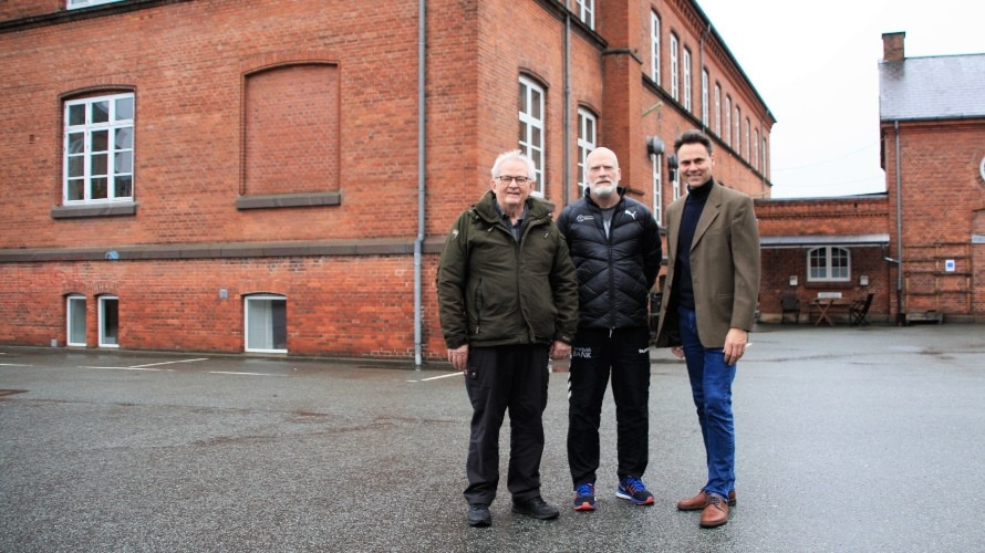 Gymnastik, idræt og leg i den gamle skolegård