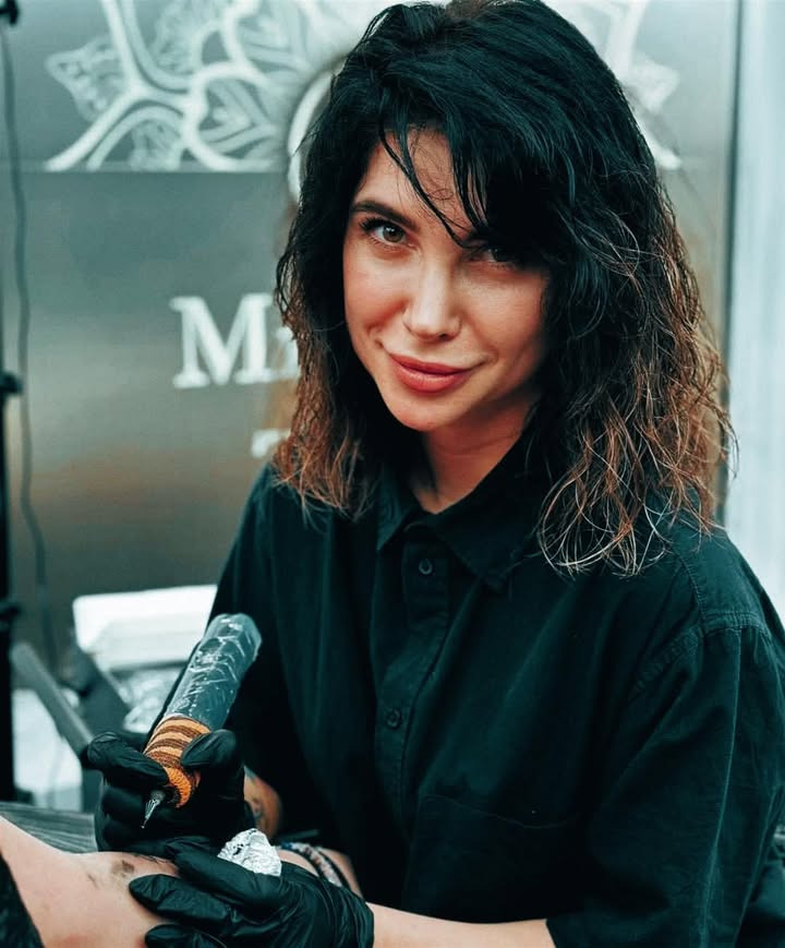 Ledige tider hos Anastasia hos Mr. & Mrs. Tattoo i januar