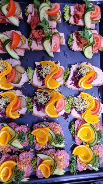 Meny Klarup byder på frisklavet smørrebrød til kun 28 kr. pr. styk