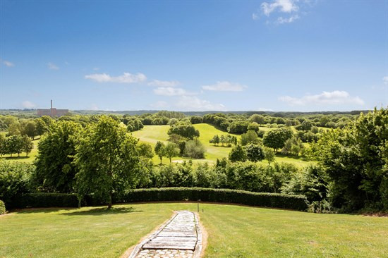 Top 6 over dyreste boliger til salg i Haderslev. Priser op til 15.900.000 kr