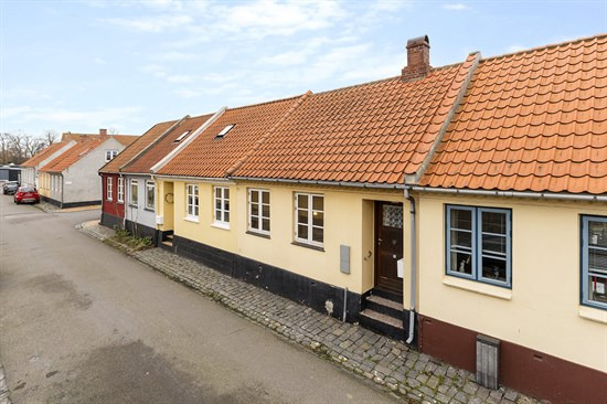 Rømeregårdsvej 38 er til salg for kun 595.000 kr.: Se de billigste boliger til salg i Rønne her