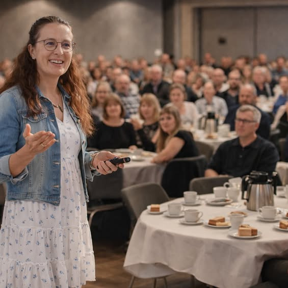 Vesløs Kro inviterer til foredrag om at overvinde negativitet og styrke dit liv