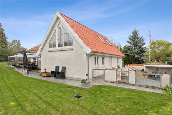 Torslunde Bygade 26 og 1 anden boliger er kommet til salg denne uge i Ishøj - se boligerne her.