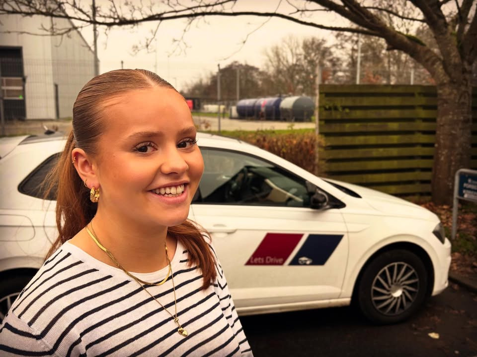 Stolt øjeblik for Lets Drive: Synnøve bestod begge prøver på første forsøg