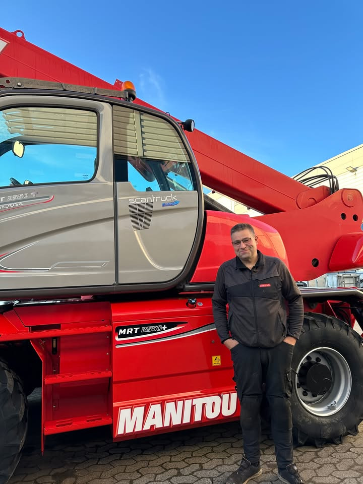 Scantruck A/S fejrer Allan Steffensen for 20 års jubilæum som servicemontør