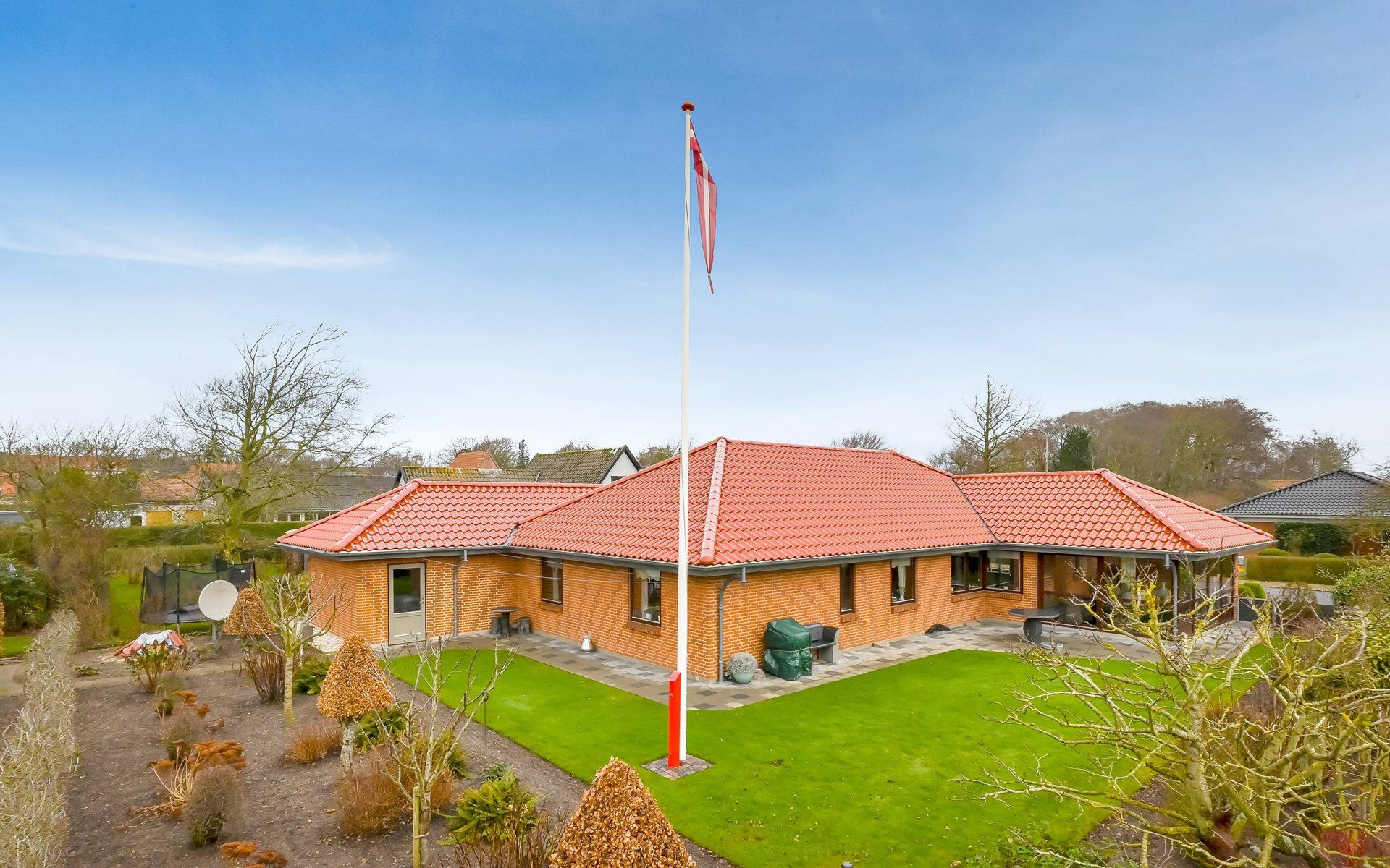 Er Skolegade 17 i Lem drømmehjemmet? Se de dyreste boliger til salg nu for op til 1,4  mio. kroner